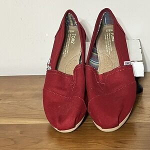 Toms Canvas Classic Women's Apple Red US Size 8.5 Slip-On Comfort Flat